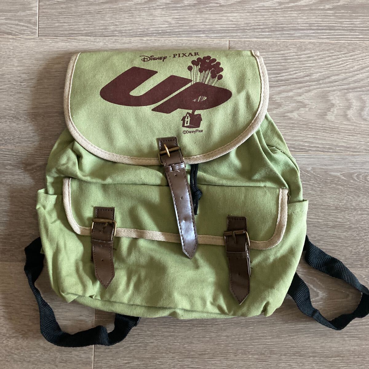 新品未使用PIXAR Disneyピクサー ディズニー UPカールじいさんの空飛ぶ家 リュックサック非売品 アメリカピクサースタジオ見学時入手拍卖