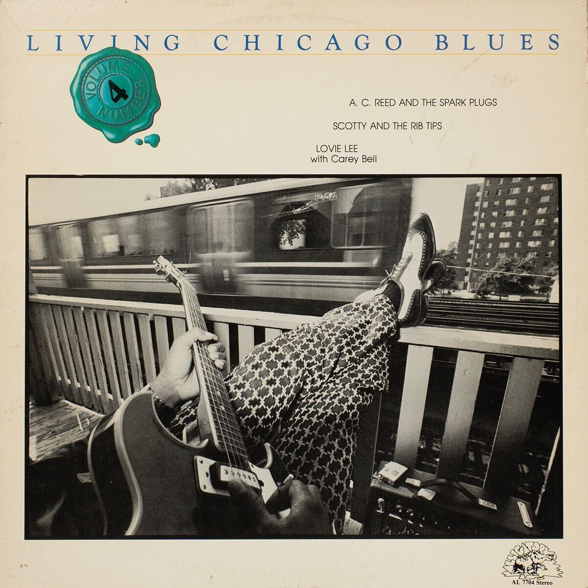 Living Chicago Blues / Volume 4 / A. C. Reed And The Spark Plugs , Scotty And The Rib Tips ... / AL 7704 / LP Vinyl レコード拍卖