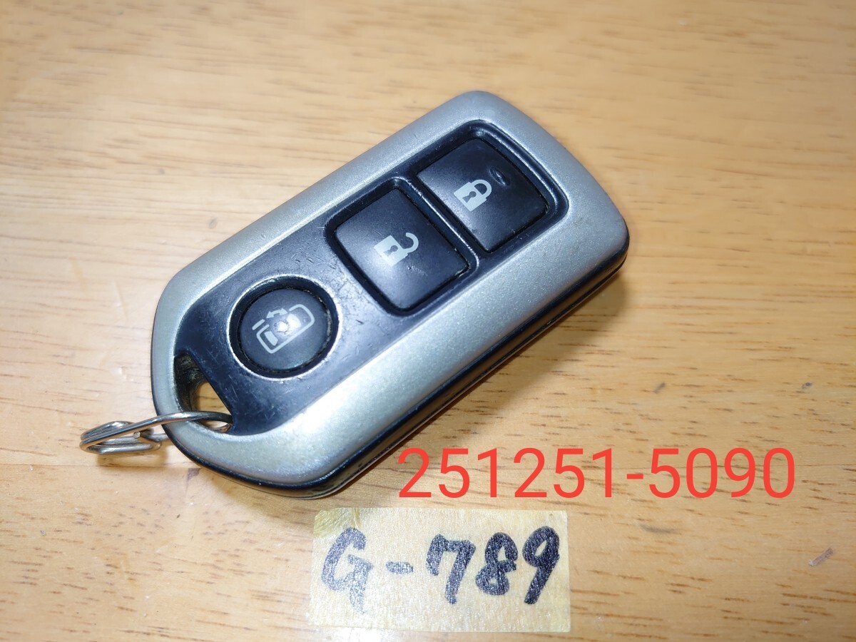 G-789 トヨタ 純正 スマートドアロック キーレス 3ボタン 基盤 251251-5090 アルファード アイシス ポルテ ノア 等 リモコン 匿名配送拍卖