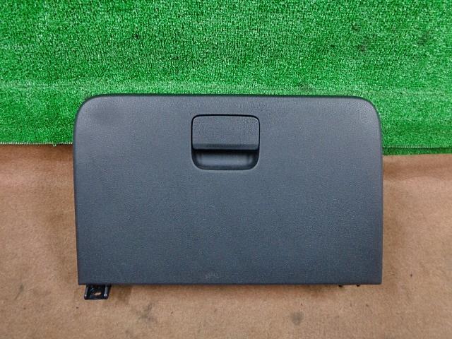 ステップワゴン DBA-RP3 その他 内装部品 グローブボックス拍卖