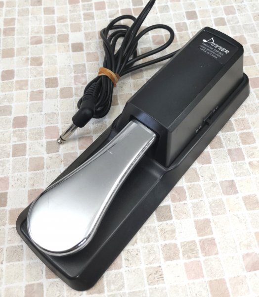 Donner ダンパーペダル サステインペダル キーボートペダル フットペダル スイッチ 電子ピアノ対応 DSP-001 動作OK拍卖