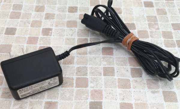 〈 Tescom シェーバー 毛玉クリーナー バリカン 用 電源アダプター TAD27 〉 動作OK 拍卖