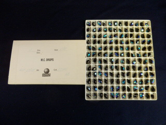 5764△ 未使用 チェコビーズ M.C.DROPS JET AB ジェットAB拍卖