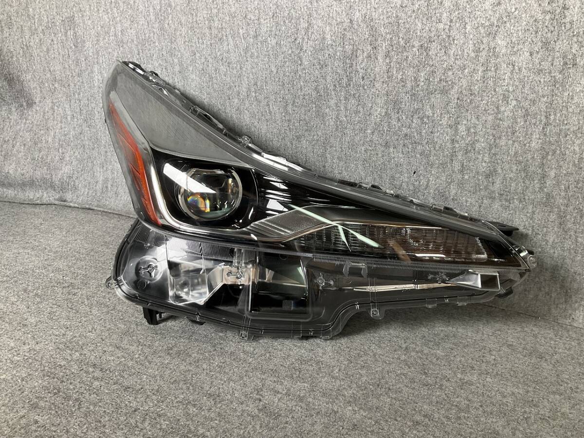 5226-IM プリウス ZVW51 ZVW55 ヘッドライト LED 後期 右 ☆拍卖