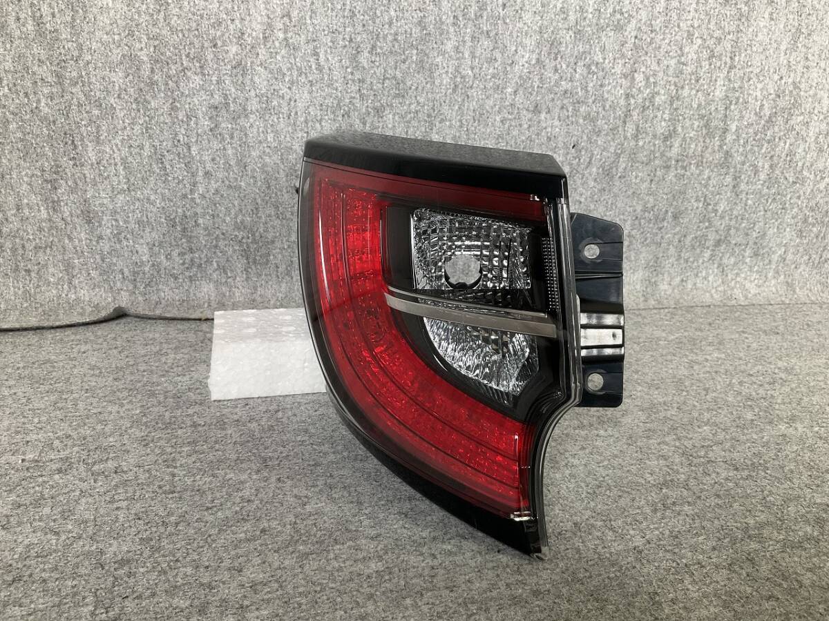 5240-IM カローラツーリング NRE210 ZWE211 テール レンズ LED 前期 左 ☆拍卖