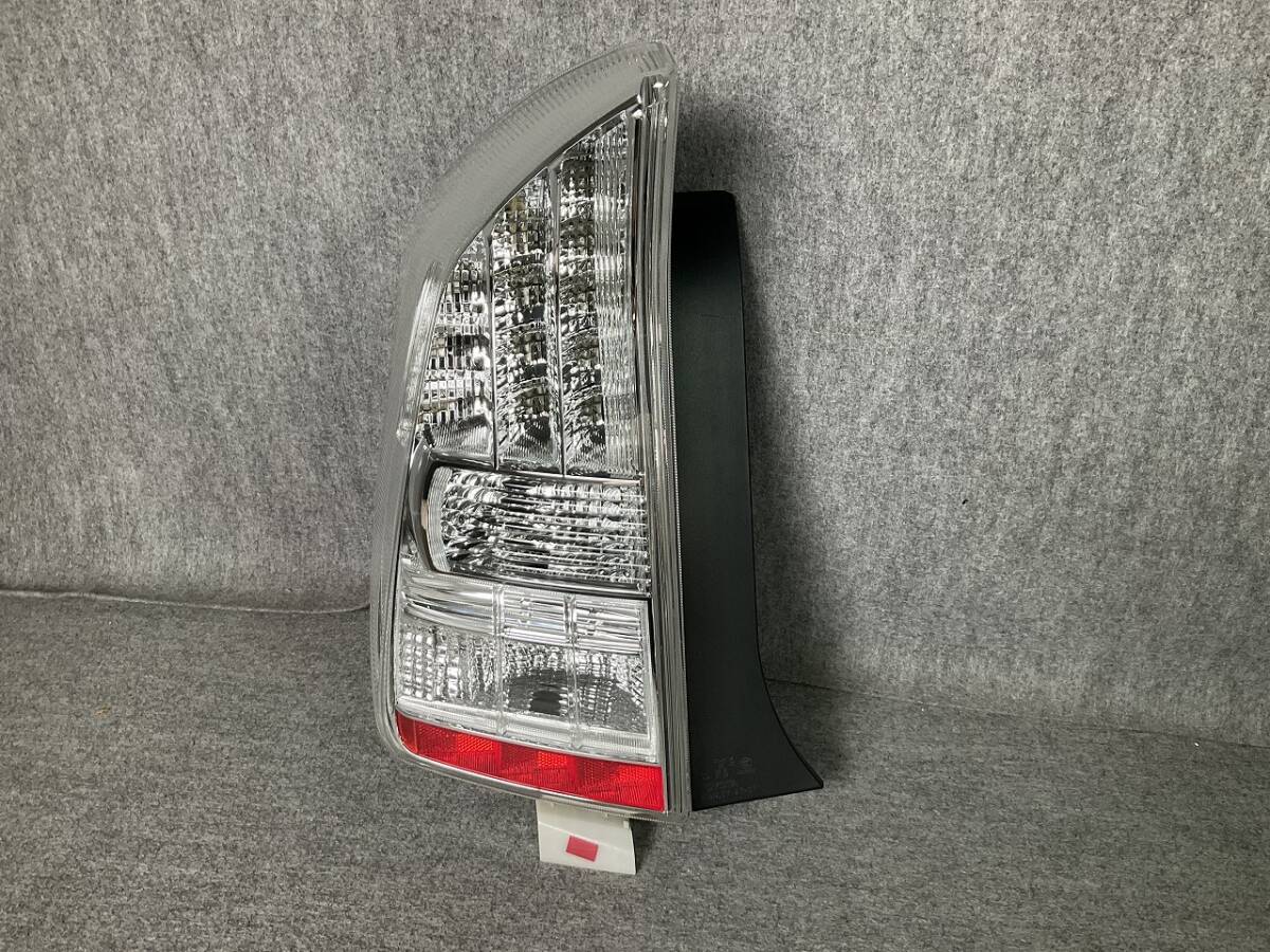 5265-Z12 プリウス ZVW30 テールレンズ LED 前期 左 ☆拍卖