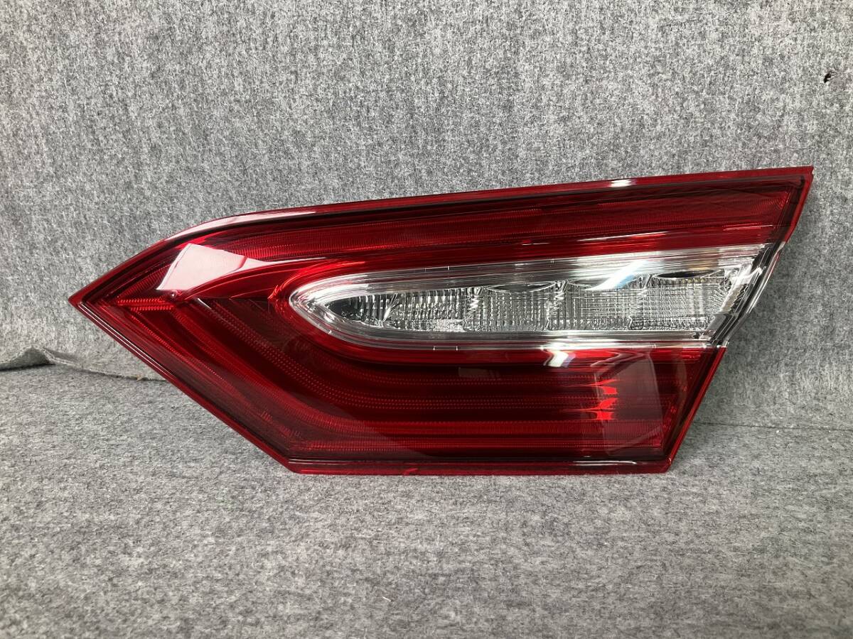 5268-Y1 カムリ AXVH70 AXVH75 テールレンズ LED 前期 右 ☆拍卖