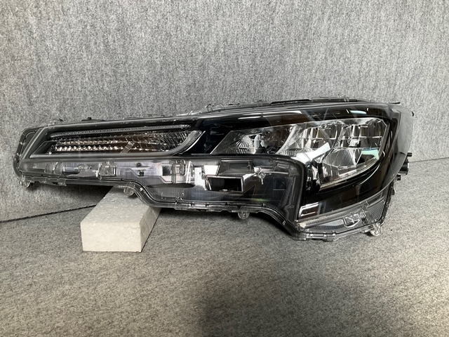 5191-L4 カローラツーリング NRE210 ヘッドライト LED 左 ☆拍卖