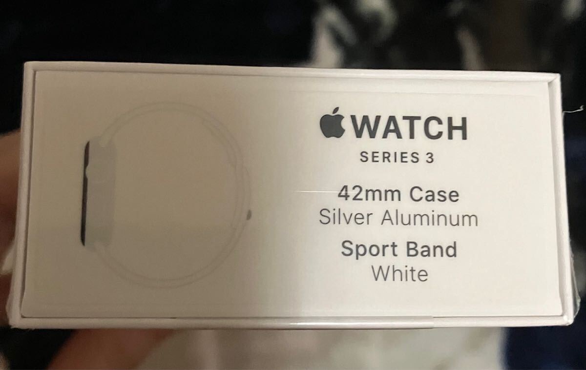 Apple Watch Series 3 ホワイトスポーツバンド付拍卖
