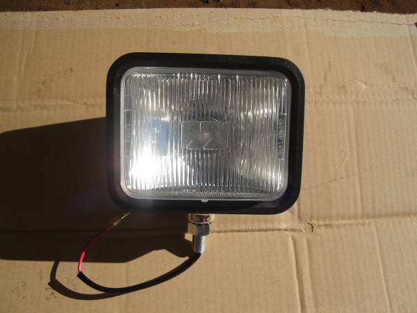 ユンボ 建機 ヘッドライト 12v55wハロゲン 日立 ヤンマー コマツ 日立 ユンボ タイヤショベル トラック ダンプ 重機 拍卖
