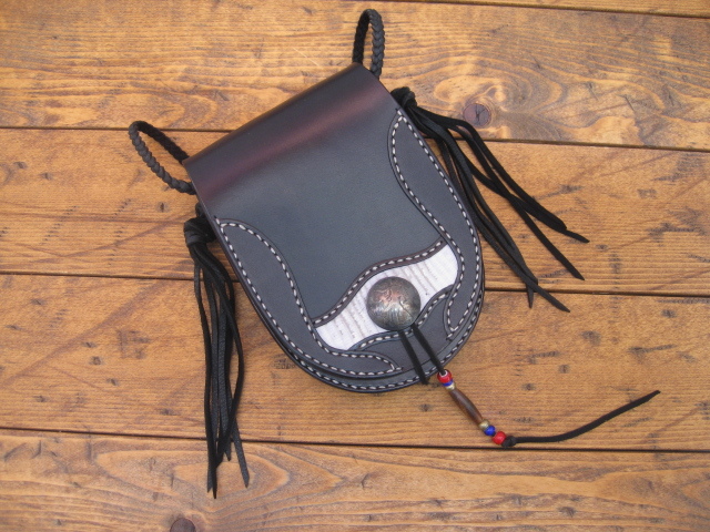 ★牛ヌメ サドルレザー メディスンバッグ ブラック★ ハーレー アメカジ 手縫い ハンドメイド拍卖