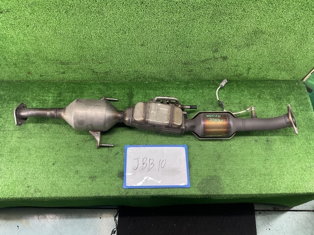 プリウス DAA-ZVW50 エキゾーストセンターマフラー Sツーリングセレクション拍卖