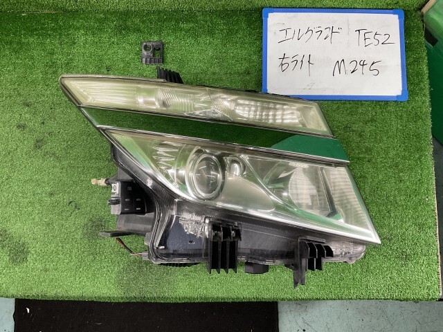 エルグランド DBA-TE52 右ヘッドランプ 右ライト 250ハイウェイスター 7人拍卖