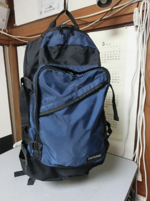 リックサック Paradox made in china 3ポケットブラックブルーカラー スチール板ガイド入り 姿勢が良くなる健康リック拍卖