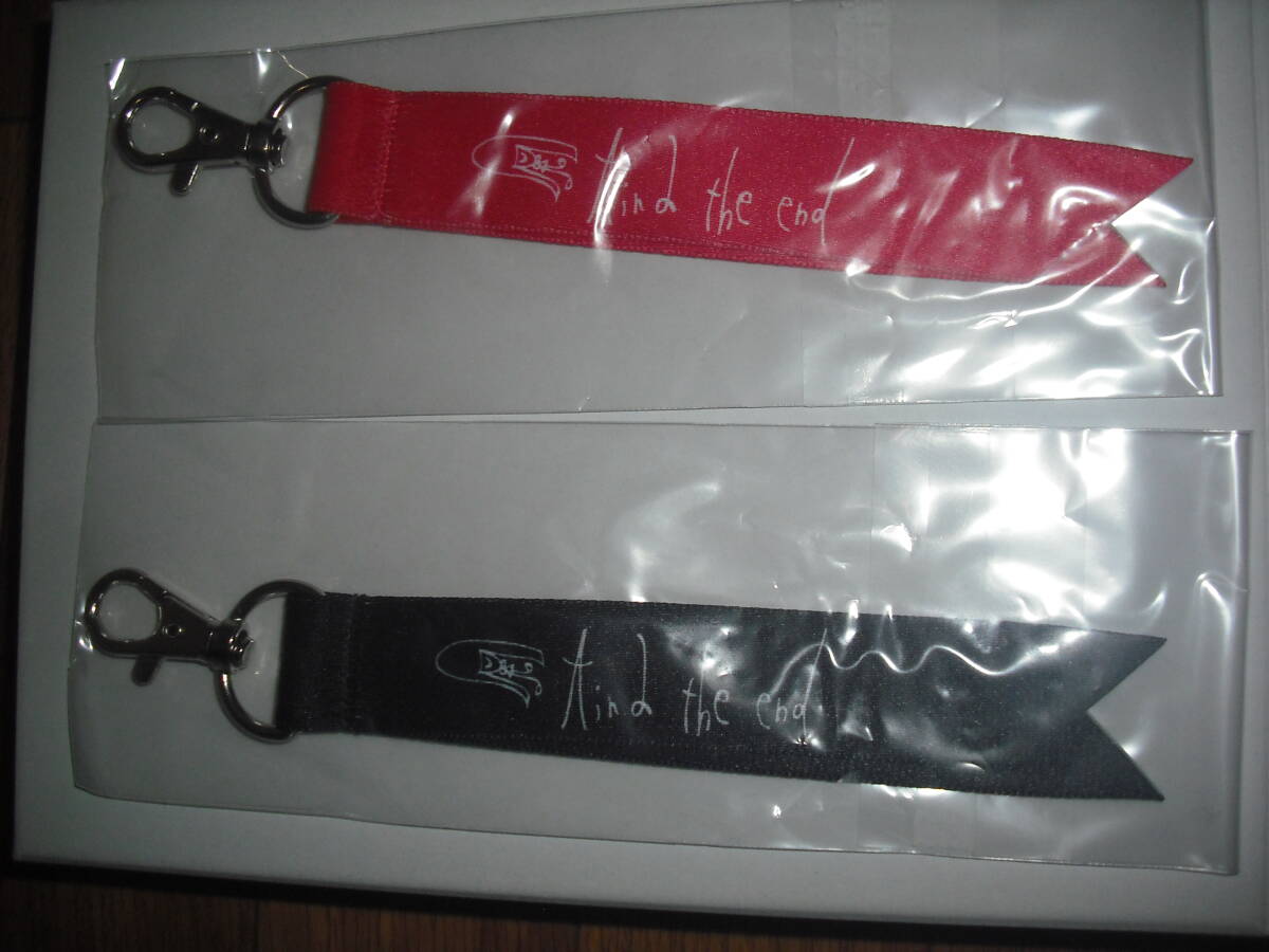 未使用品 BISH アイナ・ジ・エンド リボンチャーム 2個セット 赤 黒 帰巣本能 送料無料♪拍卖