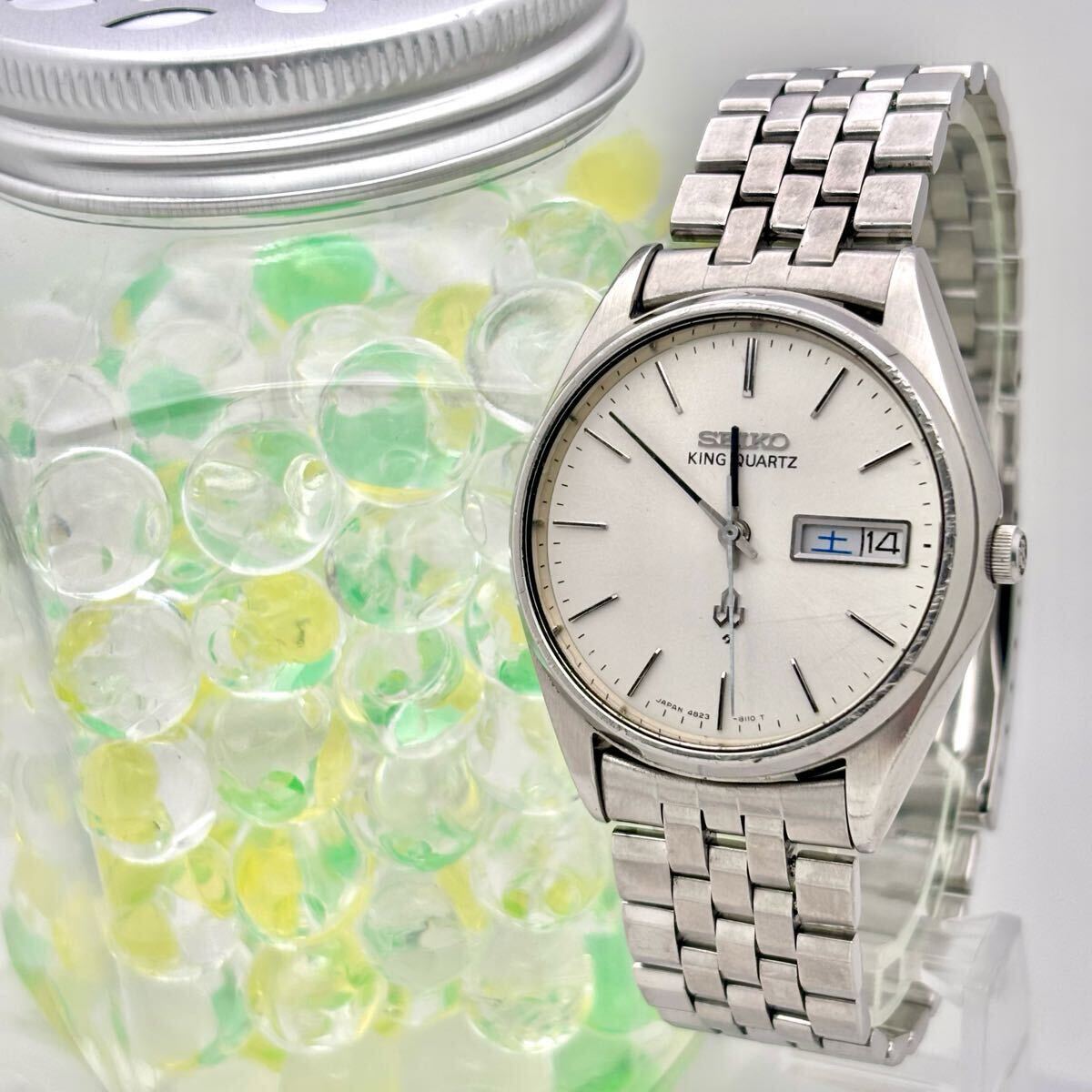 【新品電池】 SEIKO セイコー KING QUARTS キングクォーツ デイデイト シルバー メンズ 腕時計 4823-8110 700476拍卖