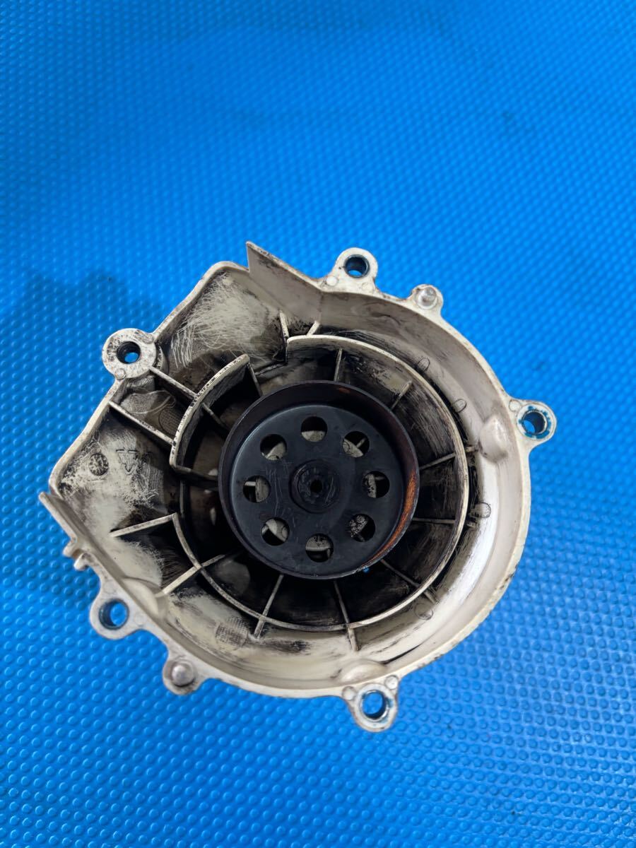 送料600円草刈機刈払機部品 パーツ クラッチハウジング クラッチドラム イセキ BZX237拍卖