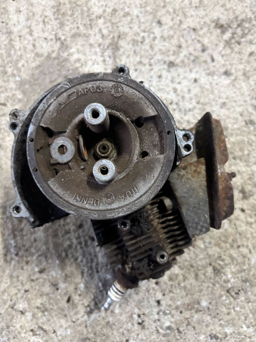 草刈機 刈払機 部品パーツ エンジン 圧縮あり 部品取り ジャンク取扱 TL231 拍卖