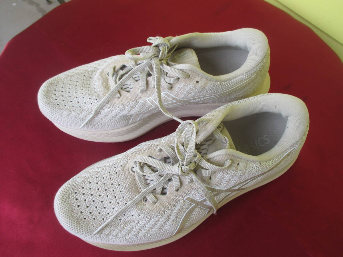 ★アシックス asics Evo Ride2 サイズ 23.5㎝ 女性用 ランニング 使用感有 軽量 重さ185㌘×2 現状品拍卖