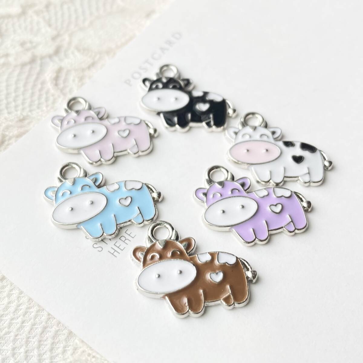 【ミックス20個入り】牛さん チャーム A4-5拍卖