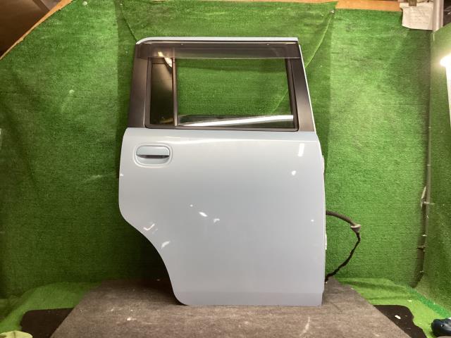 ムーヴコンテ DBA-L575S 右RドアASSY X B69 67003-B2161拍卖