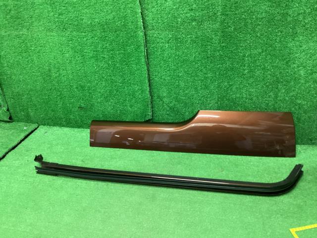 ポルテ DBA-NCP141 その他 外装部品 F 4U3 スライドレールカバー左拍卖