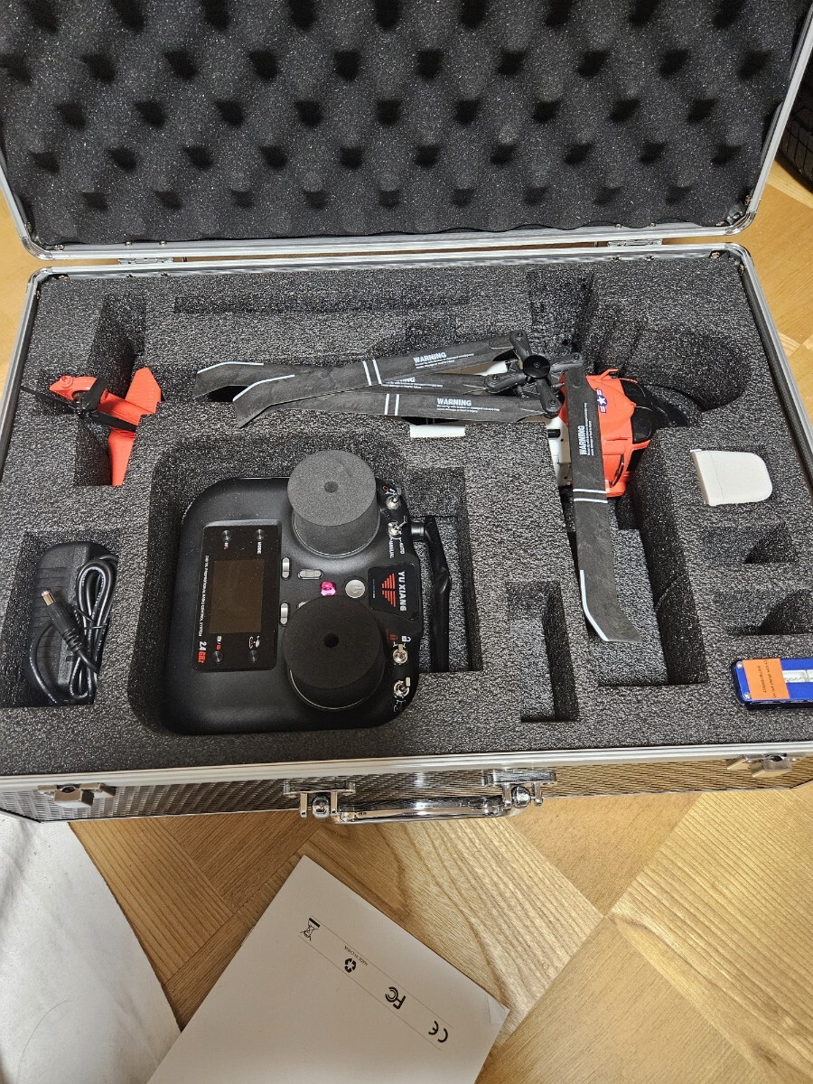 YUXIANG  F09ブラックイーグルUH60GPSラジコンヘリコプター拍卖