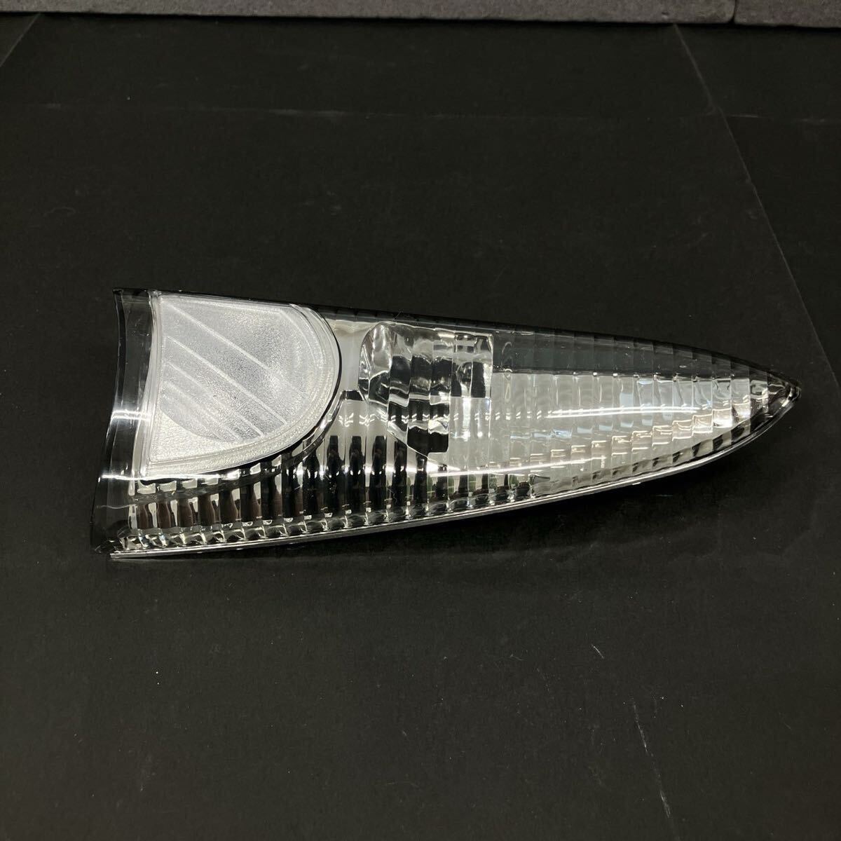 フォード C-747 ◎ リンカーン ナビゲーター (2003-2006)ランプ アセンブリ 右側 2L7Z-13B374AA 未使用 保管品拍卖