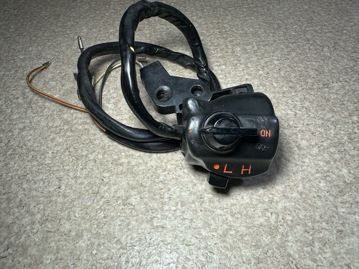 ★彡 CB/CL350 K2,K3,K4(70~72) CL450 K3,K4, K5(70~72) 黒キル Rハンドルスイッチ純正?新品!拍卖