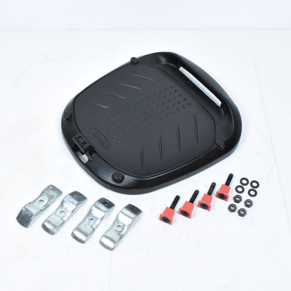 美品 SHAD リアボックス ベースプレート 検) シャッド ベース 土台 マウント トップケース リア ゴリラより取外し AB27 510拍卖