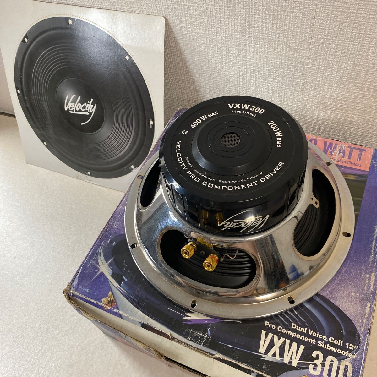 R0624 SUBWOOFER 400 WATT Velocity VXM300 ウーハー 車音楽 中古現状品拍卖
