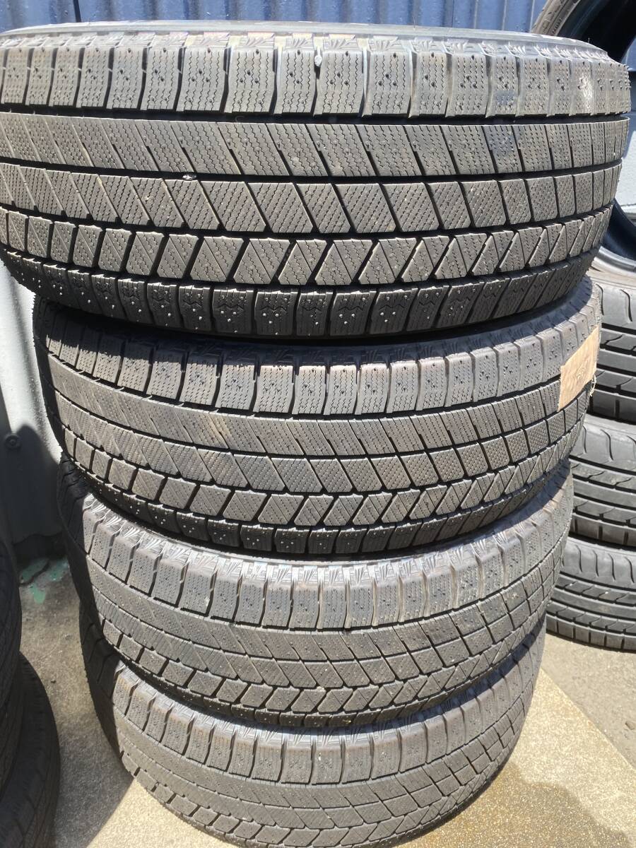 ◆T606-2◆溝有り◆2024年製◆イボ残り有◆ブリヂストン◆BLIZZAK◆VRX3◆225/60R16◆4本セット◆中古品◆愛知県日進市◆引取り可能◆拍卖