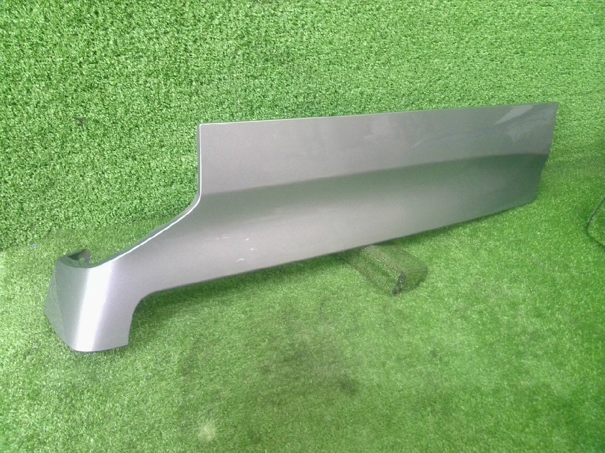N-BOX エヌボックス DBA-JF4 右スライドレールカバー G Lターボ 4WD S07BT NH830M 銀 シルバー 72545-TTA-003ZK拍卖