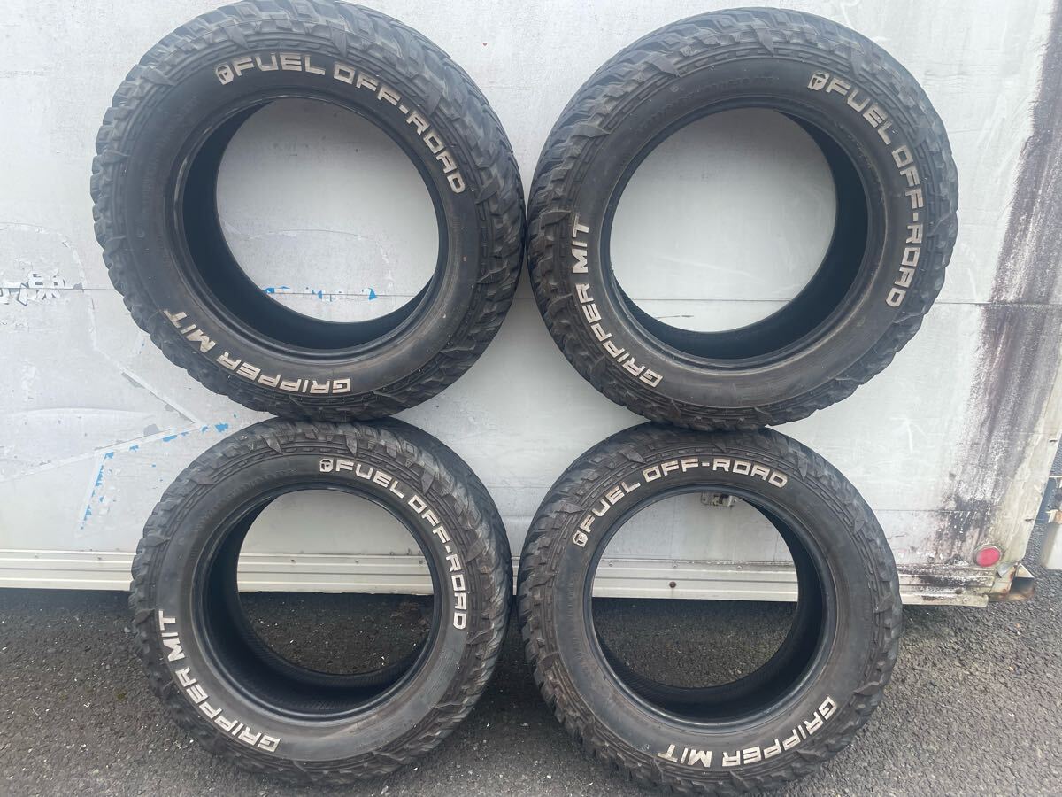【バリ溝】送料無料 FUEL OFF-ROAD GRIPPER M/T 235/65R17 ホワイトレター 宅配不可拍卖