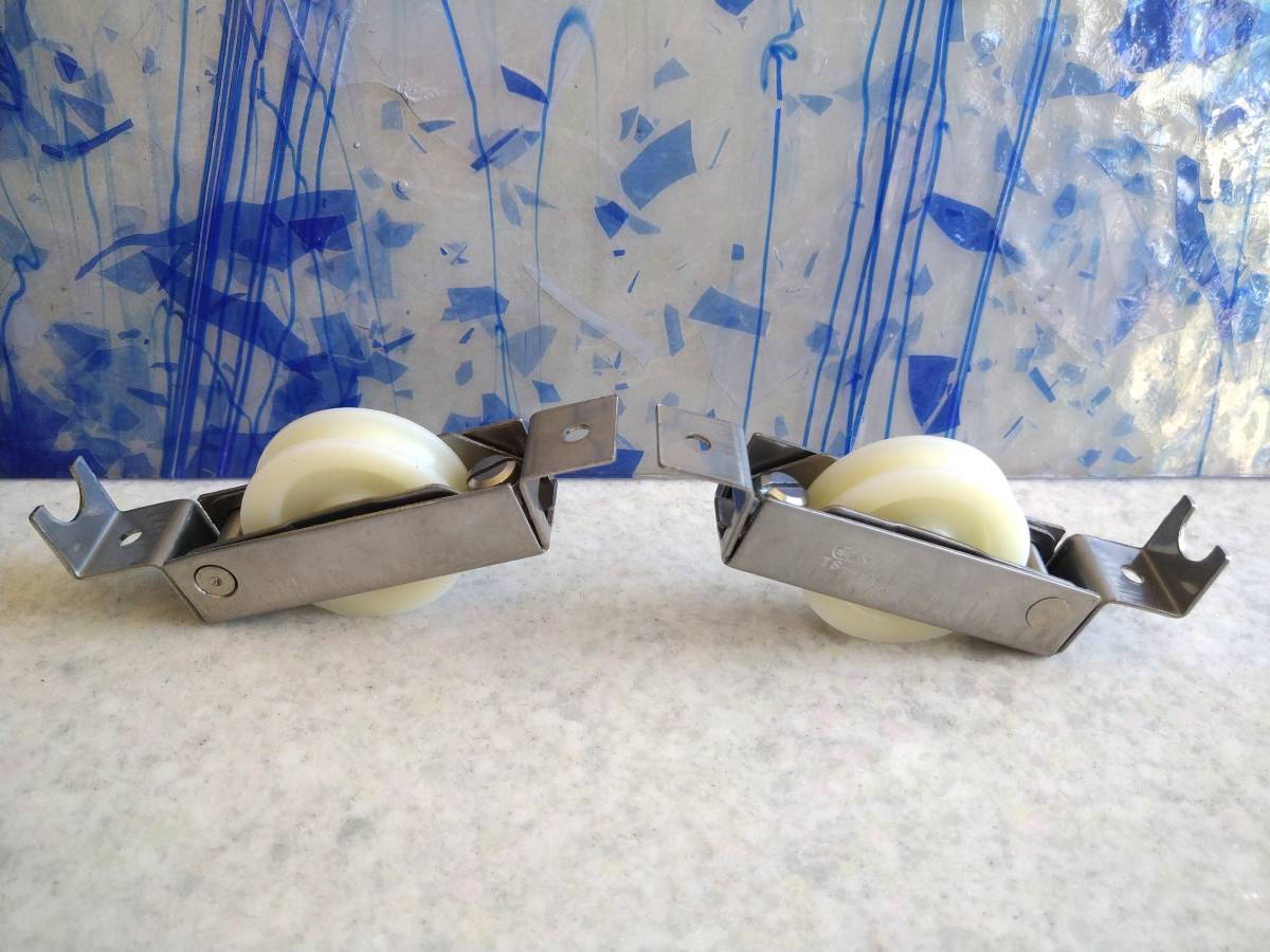 (最安値)YKKAP 玄関引戸戸車 HH-T-0019 1セット(戸車2個)、2K-6515 2個 取付ネジ4本 玄関引戸70Ⅰ型 純正部品 新品 拍卖