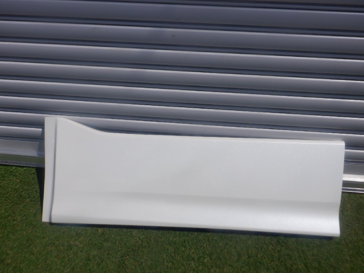 純正 ZRR80 ZRR85 ZWR80 80 ノア ヴォクシー 後期 ドアパネル プロテクター フロント 左側 76904-28140 76914-28120 パールホワイト070拍卖