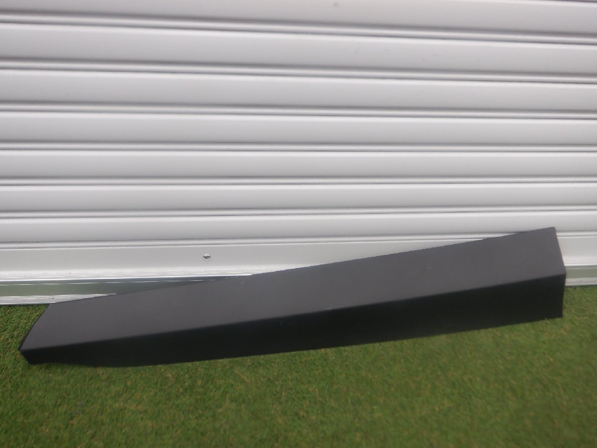 新車外し トヨタ純正 MXPB10 MXPB15 MXPJ10 MXPJ15 ヤリスクロス サイドステップ ドアパネル フロント 右側 運転席 75073-52030 m-25-6-118拍卖