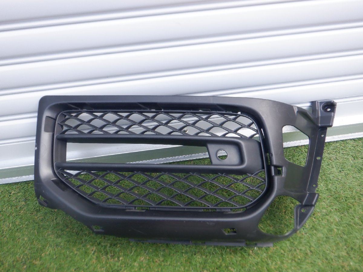 ベンツ純正 W463 W463A Gクラス G63 AMG ゲレンデ フロントバンパー ネット ダクト カバー パネル 左側 A4638857501 m-23-9-706拍卖