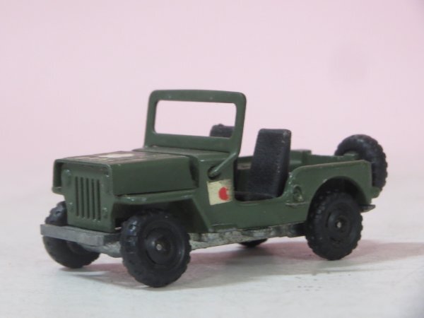 71884■トミカ 25-1-6 ジープJ3R拍卖