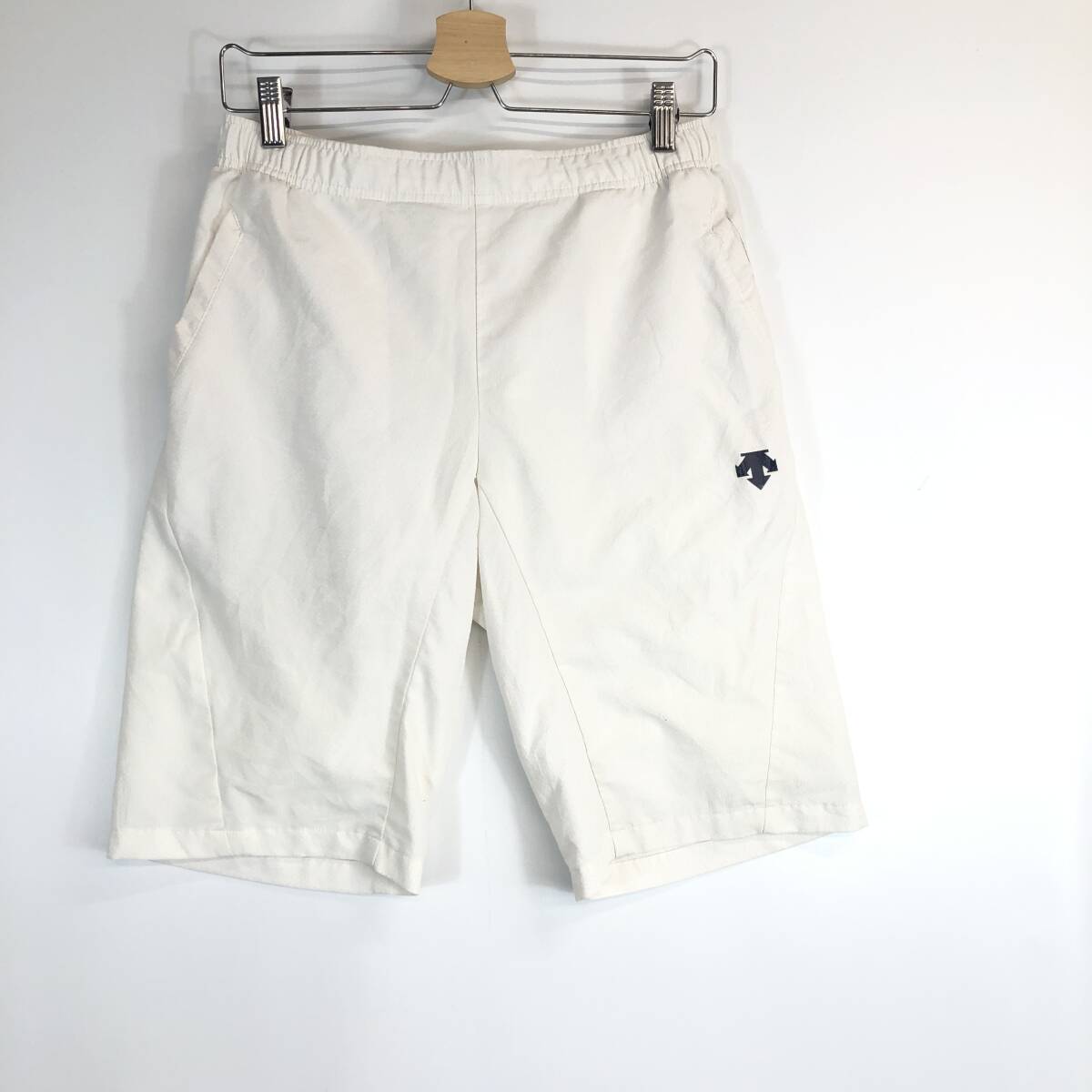 デサント DESCENTE MOVE SPORT ナイロンハーフパンツ ホワイト Mサイズ DMMLJG19拍卖