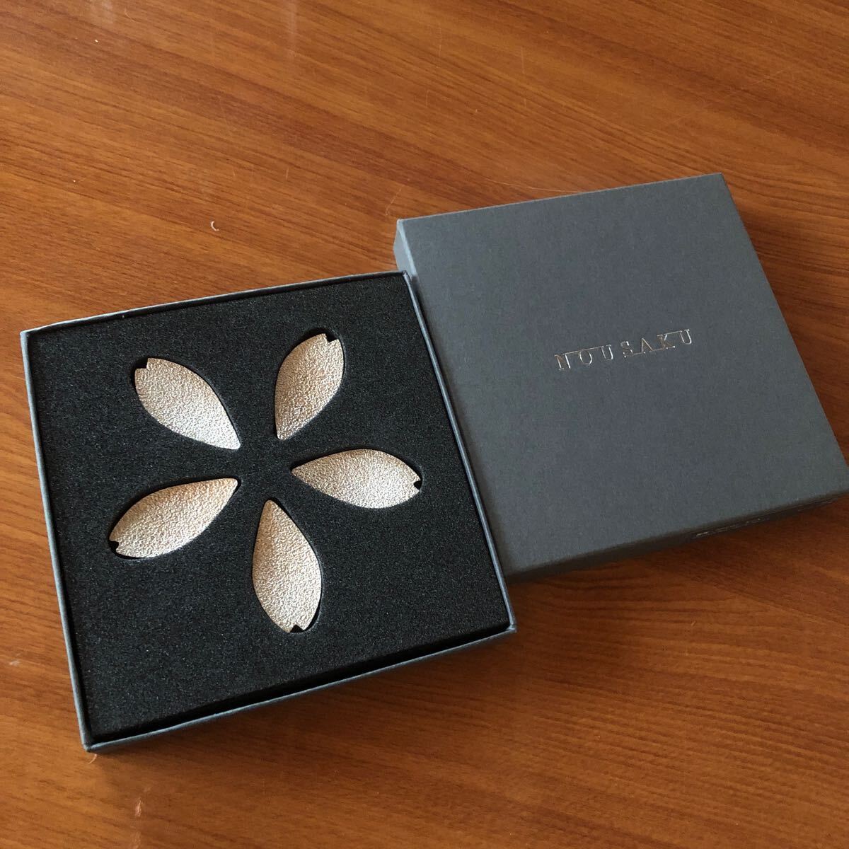〈送料無料〉箸置き 能作 箸置 はしおき さくら 桜 錫100% 金属 金属製 拍卖