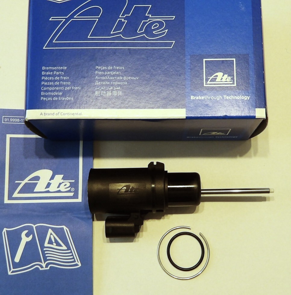 (送料込) ボルボ S60 S80 V70 XC90 XC60 XC70 ブレーキマスターシリンダーセンサー【純正OEM ATE製新品】ブレーキペダルポジションセンサー拍卖