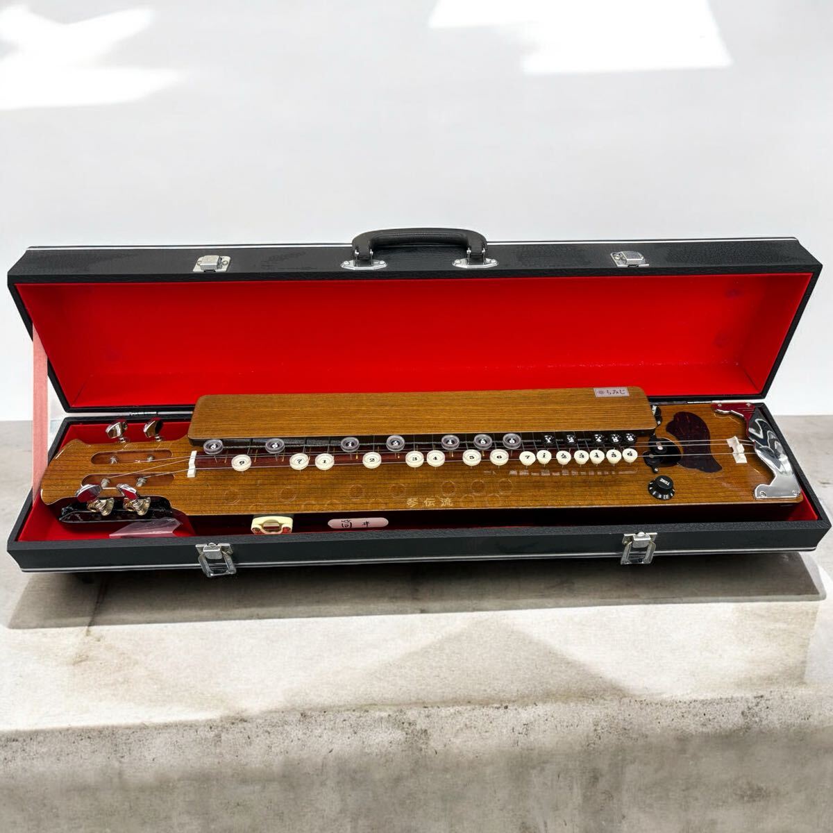 〇a 琴 もみじ ハードケース付 和楽器 楽器 大正琴 弦楽器 レトロ 拍卖