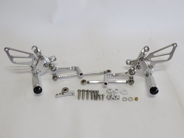 DUCATI 1098 1098S バックステップ CNC加工 銀【st-1098-3】拍卖