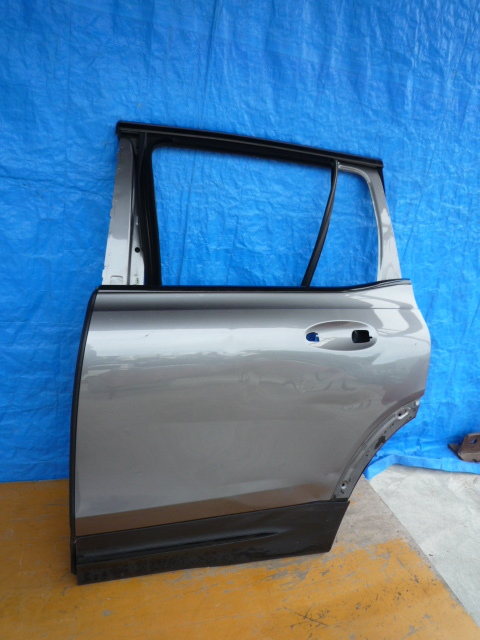 ☆BI188 ベンツ X247 GLB リアドア 左 グレー拍卖