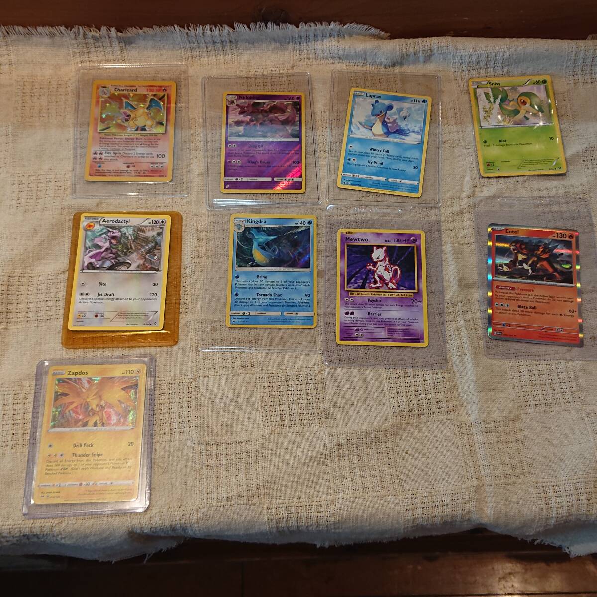 海外 英語版 ポケモンカード ポケカ まとめて 9枚 リザードン ミュウツー エンテイ ニドキング キングドラ サンダー 拍卖