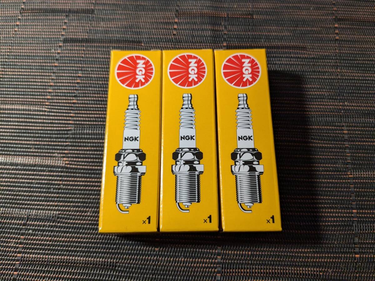 NGKプラグ B8ES 3本セット GT380/GT750拍卖