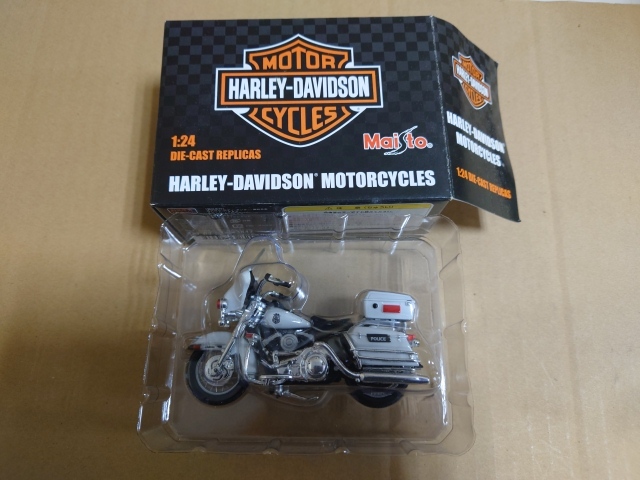 B-1496 中古品◇ミニカー Maisto 1/24 モーターサイクル ハーレーダビッドソン 2004 FLHTPI エレクトライド ポリス (ホワイト) 拍卖