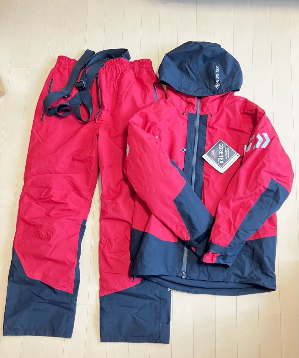 未使用!ダイワ GORE-TEX コンビアップウィンタースーツ ダークレッド DW-1824 Lサイズ拍卖