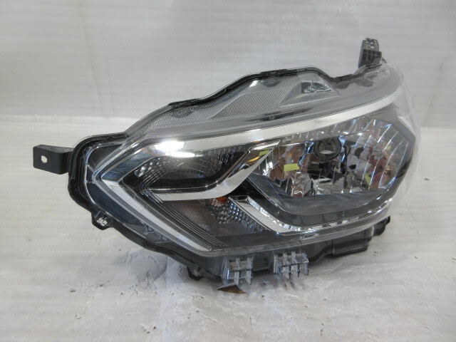 良品 日産 デイズ B43W/B46W 純正 ハロゲン 左 ヘッドライト拍卖